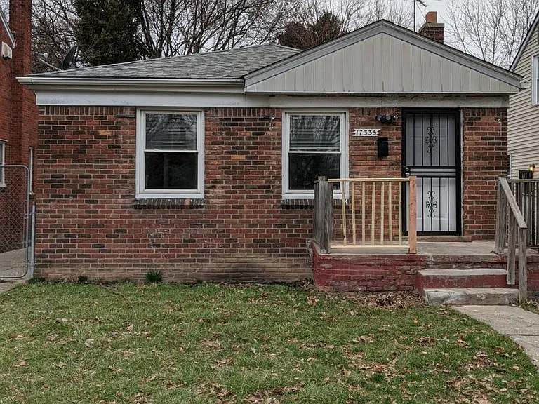 17335 Teppert St — Photo 1