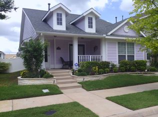 1417 Live Oak Ln, Aubrey, TX 76227