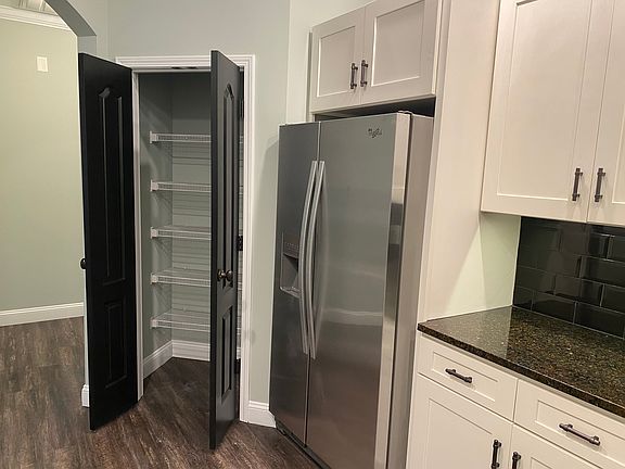 4th image of 4119 Cottage Square Way