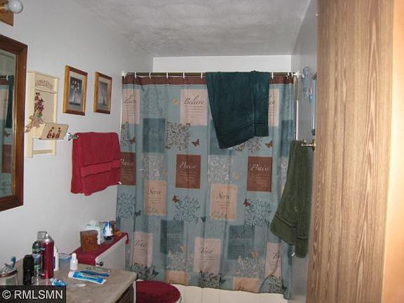 4th image of 909 E Vine St