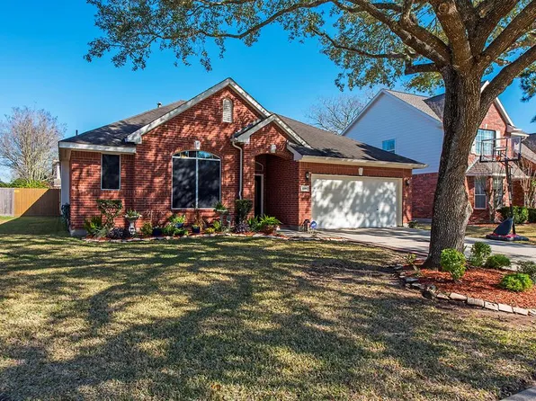4416 Blooming Garden Ct, League City, TX 77573