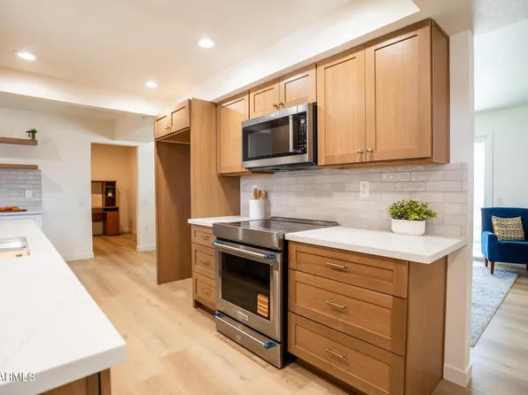 10610 W GARNETTE Drive, Sun City, AZ 85373