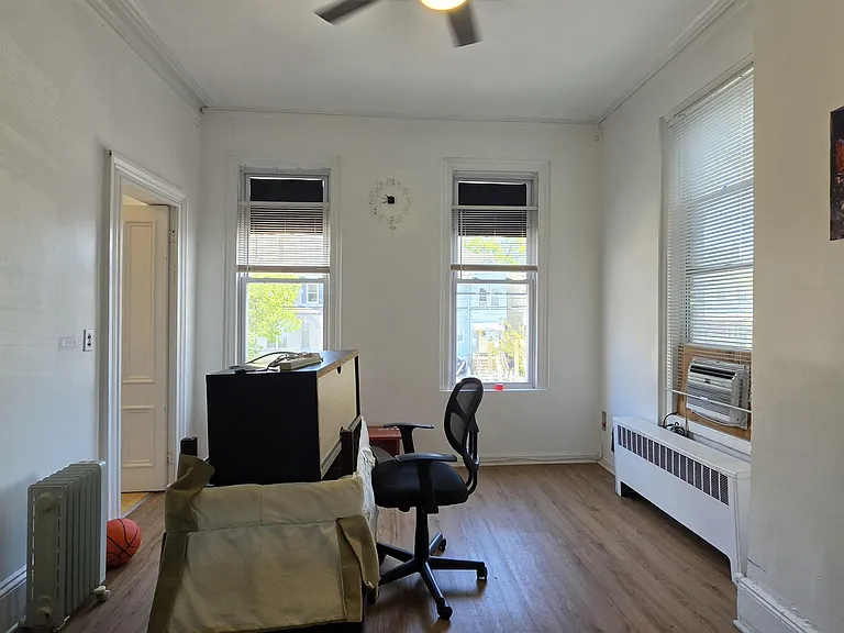 23 Sherman Pl #2 — Photo 15