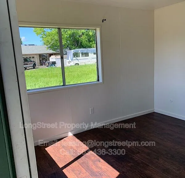 2425 SW Pickford St — Photo 5