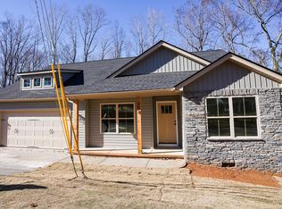 358 Zoar Heights Rd, Greer, SC 29651