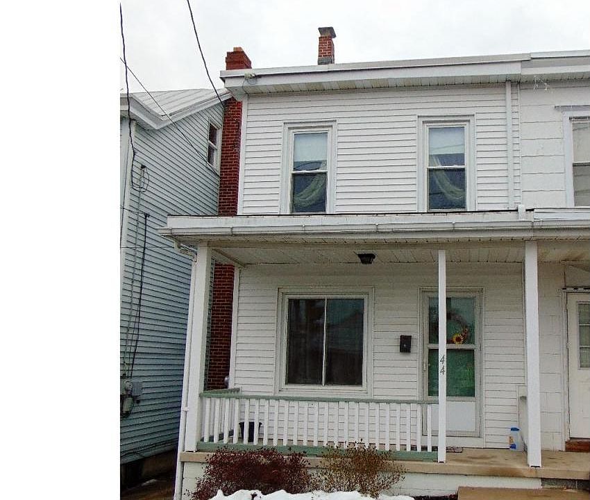1st image of 44 Haven St