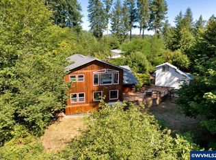 36834 Happy Hollow Rd, Blodgett, OR 97326