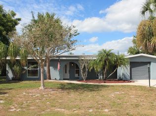 1805 Caribbean Dr, Sarasota, FL 34231