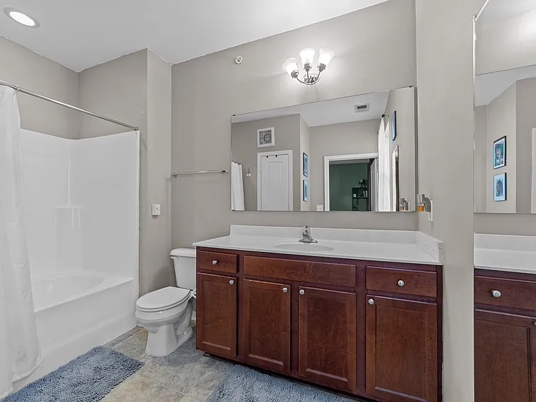 2424 Chancery Ln #207-1 — Photo 13