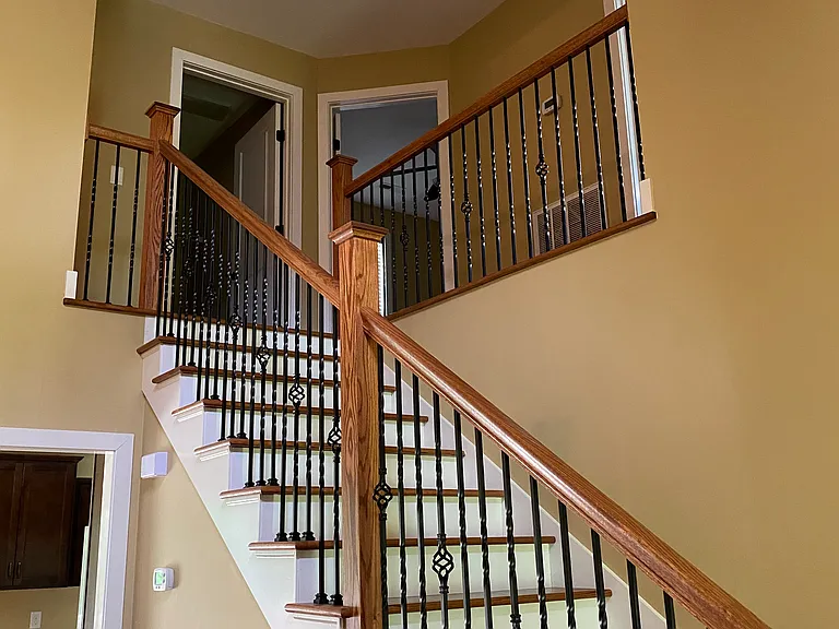 399 Ellis Ave — Photo 3