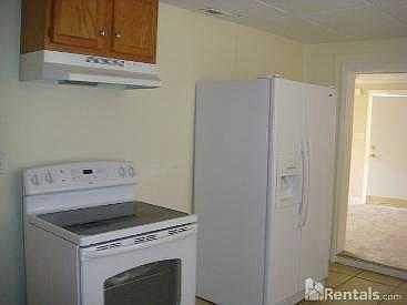 5th image of 1181 Wycoff Ave