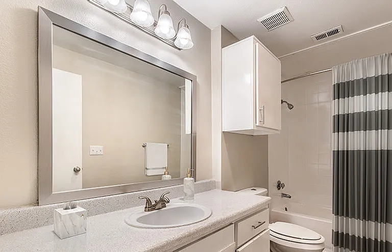 Trinity Oaks Apartment Homes — Photo 4