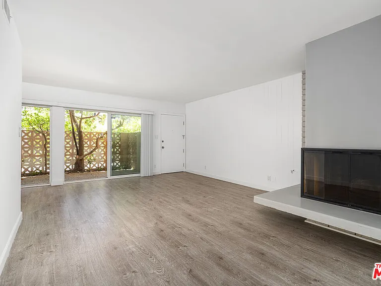 7712 Paseo Del Rey #4 — Photo 2