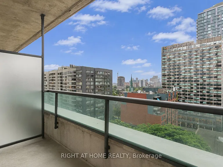 281 Mutual St #1102 — Photo 13