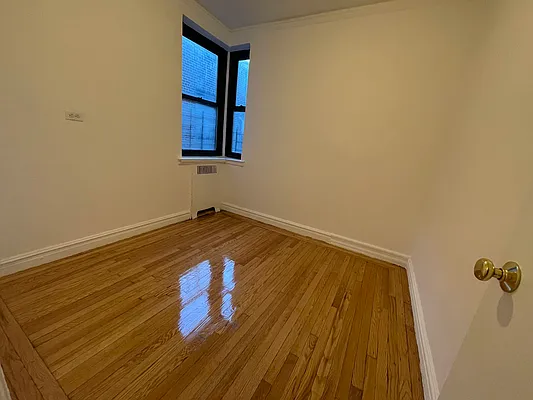 Rented by Premier One Realty LLC | media 5