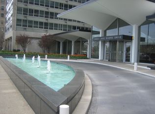 3550 N Lake Shore Dr APT 328, Chicago, IL 60657