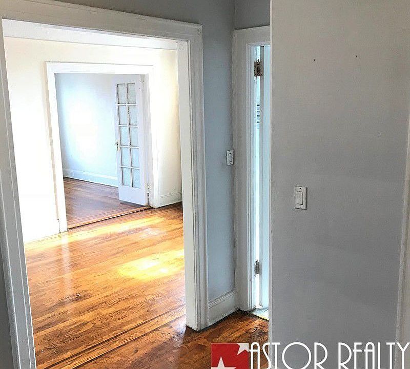 1st image of 3180 45th St APT 2F