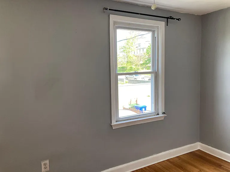 1061 Rockhill Ave — Photo 23