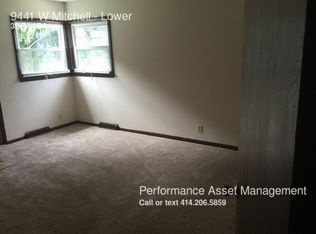 9441 W Mitchell St, West Allis, WI 53214