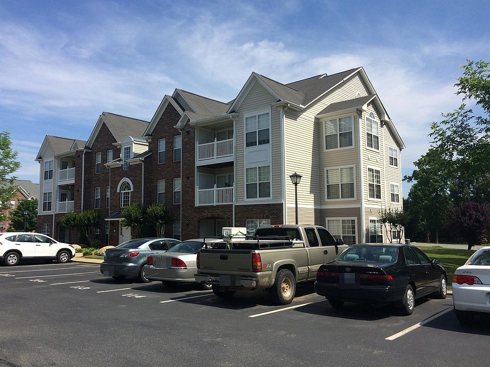 2nd image of 2219 Delaney Dr Unit 6-213