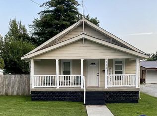 343 W Thomas St, Sullivan, IN 47882