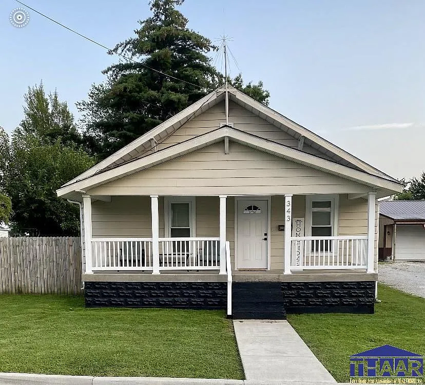 343 W Thomas St photo 1