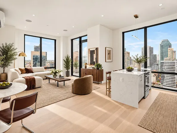 41-15 24th St, Long Island City, NY