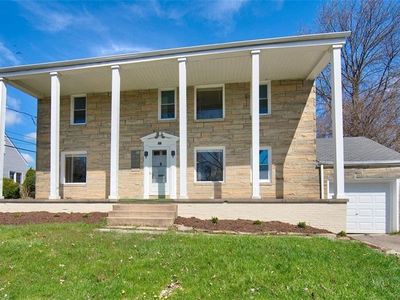 303 Dearment Pkwy, Pittsburgh, PA, 15241