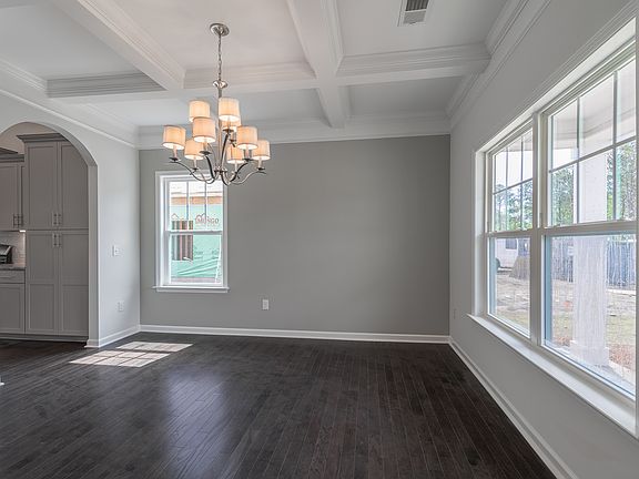 5th image of 1535 Grove Ln