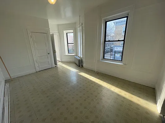 Rented by City Express Realty & Management Corp | media 12