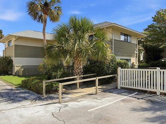 4th image of 64 Crosscreek Rd #28-D