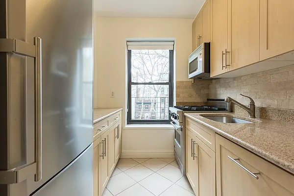 Rented by Stonehenge NYC LLC | media 3