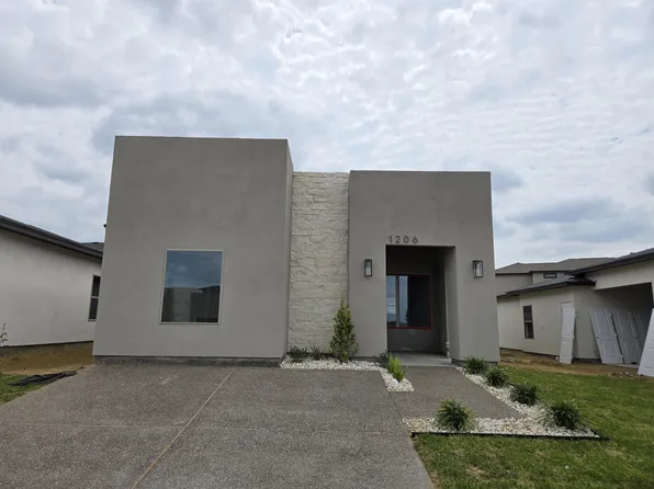 1206 Noyola Loop, Laredo, TX 78046