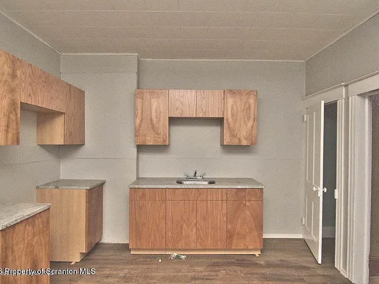 34 Simon Block Ave — Photo 23