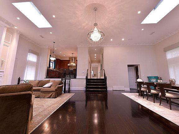 3rd image of 147-21 14th Ave #1