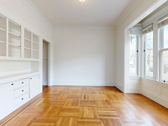 4th image of 825 Masonic Ave APT 2