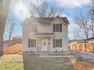 107 W Adams St, O'Fallon, IL 62269