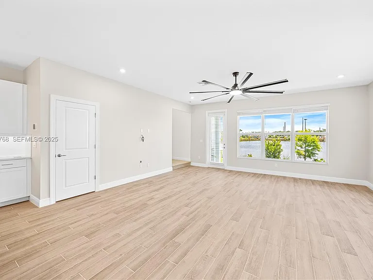 3542 NW Solange Ct — Photo 16