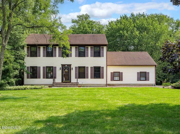 22 Winding Brook Way, Shrewsbury Boro, NJ 07702