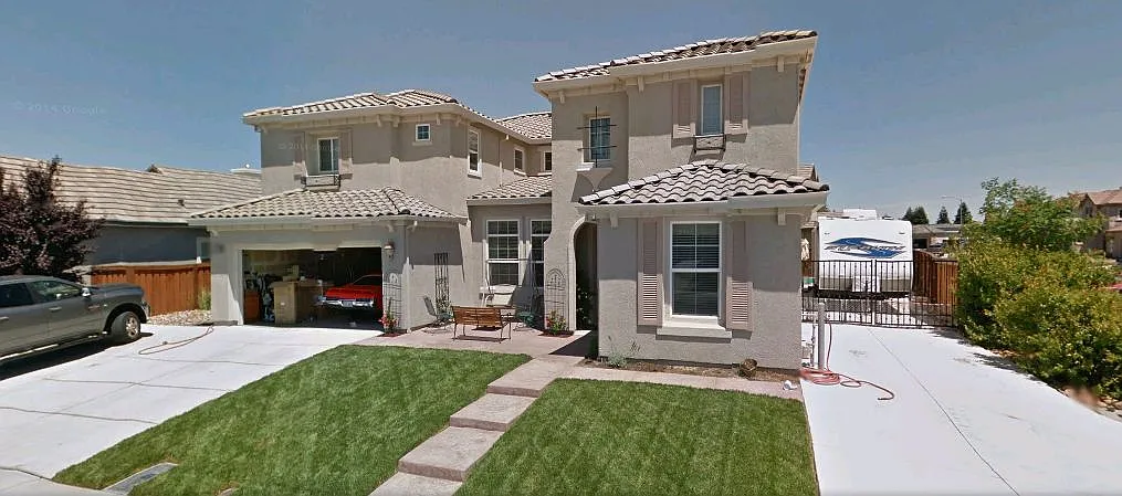 712 Placer Cir photo 1