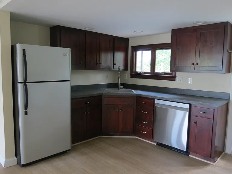 13 Spring St #A — Photo 2