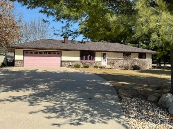 13703 Sundance Trl, Rockton, IL 61072