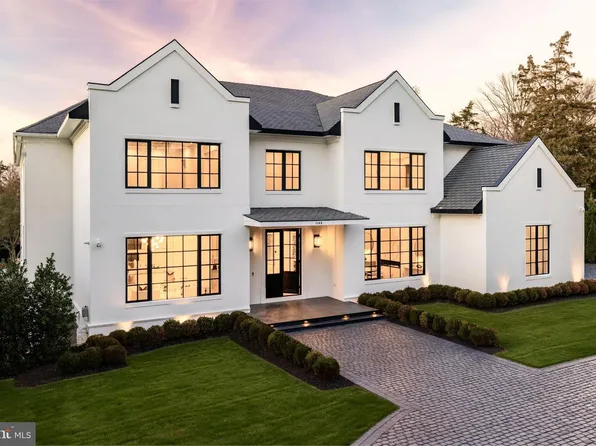 1102 Chain Bridge Rd, Mc Lean, VA 22101