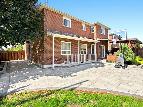 4th image of 82 Justus Dr