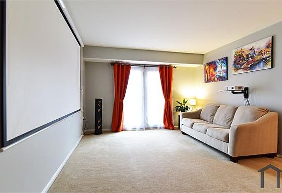 4th image of 438 N Armistead St APT 301