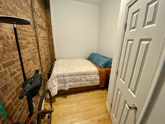Rented by J PRESTON AND ASSOCIATES INC | media 13