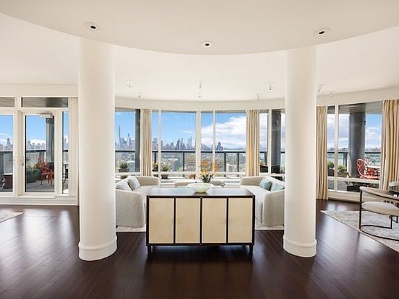4th image of 245 W 99th St APT Penthouse