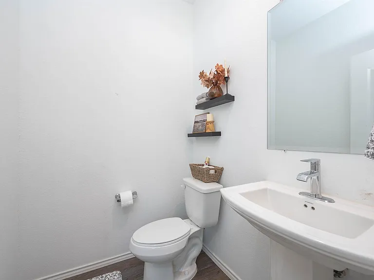 24214 Montcliff Bend Ln — Photo 17