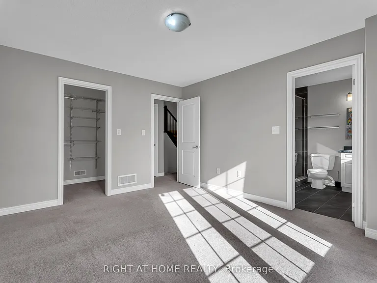 1030 Oakcrossing Gate #16 — Photo 18