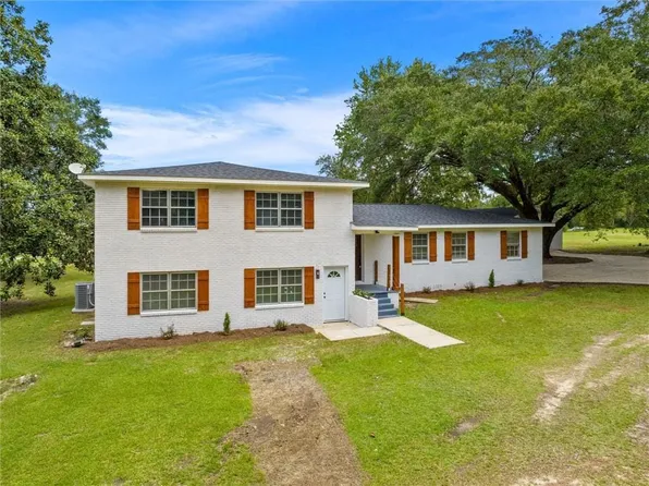 6820 Lott Rd, Semmes, AL 36575